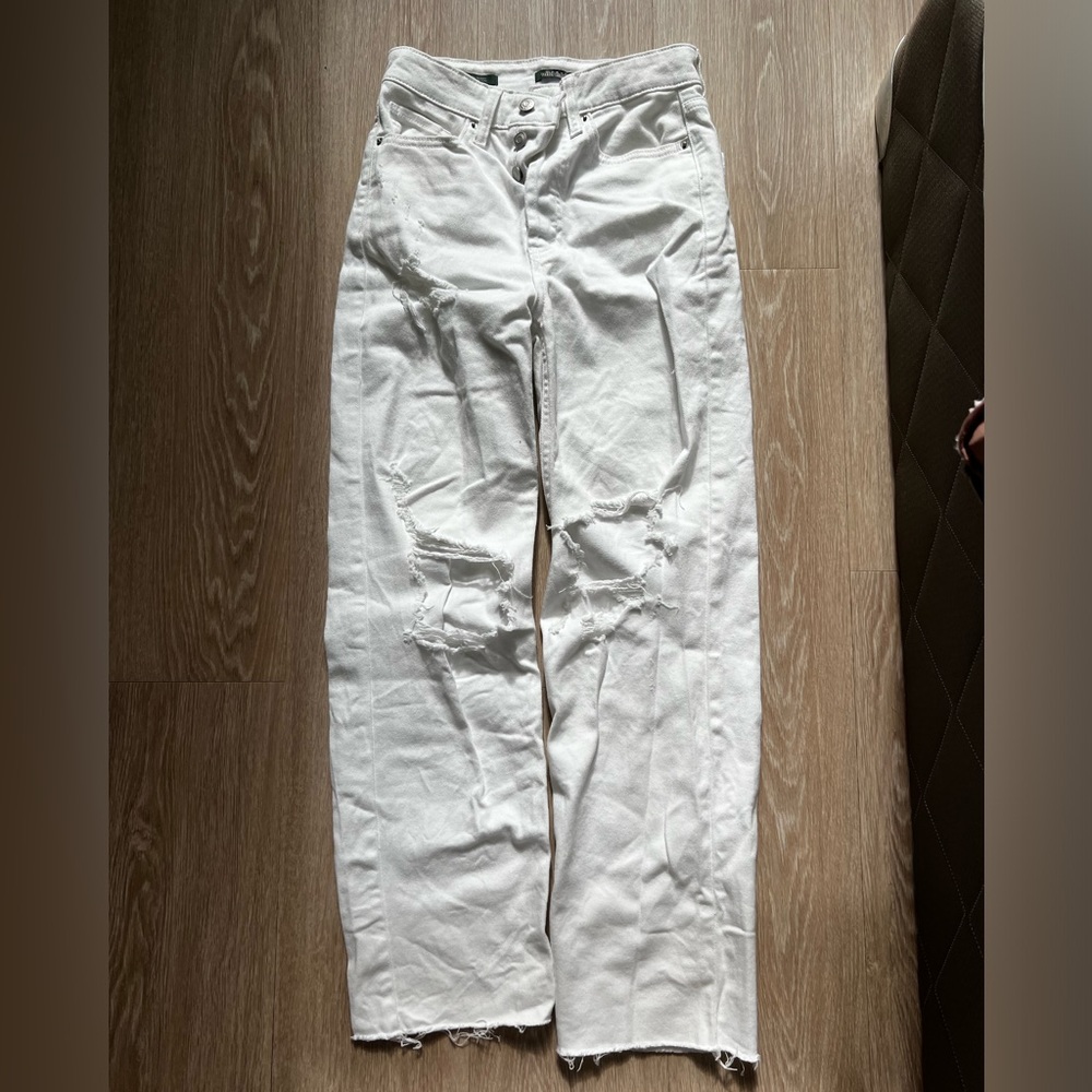 NEW 00 Distressed Wild Fable Wide Leg Jean